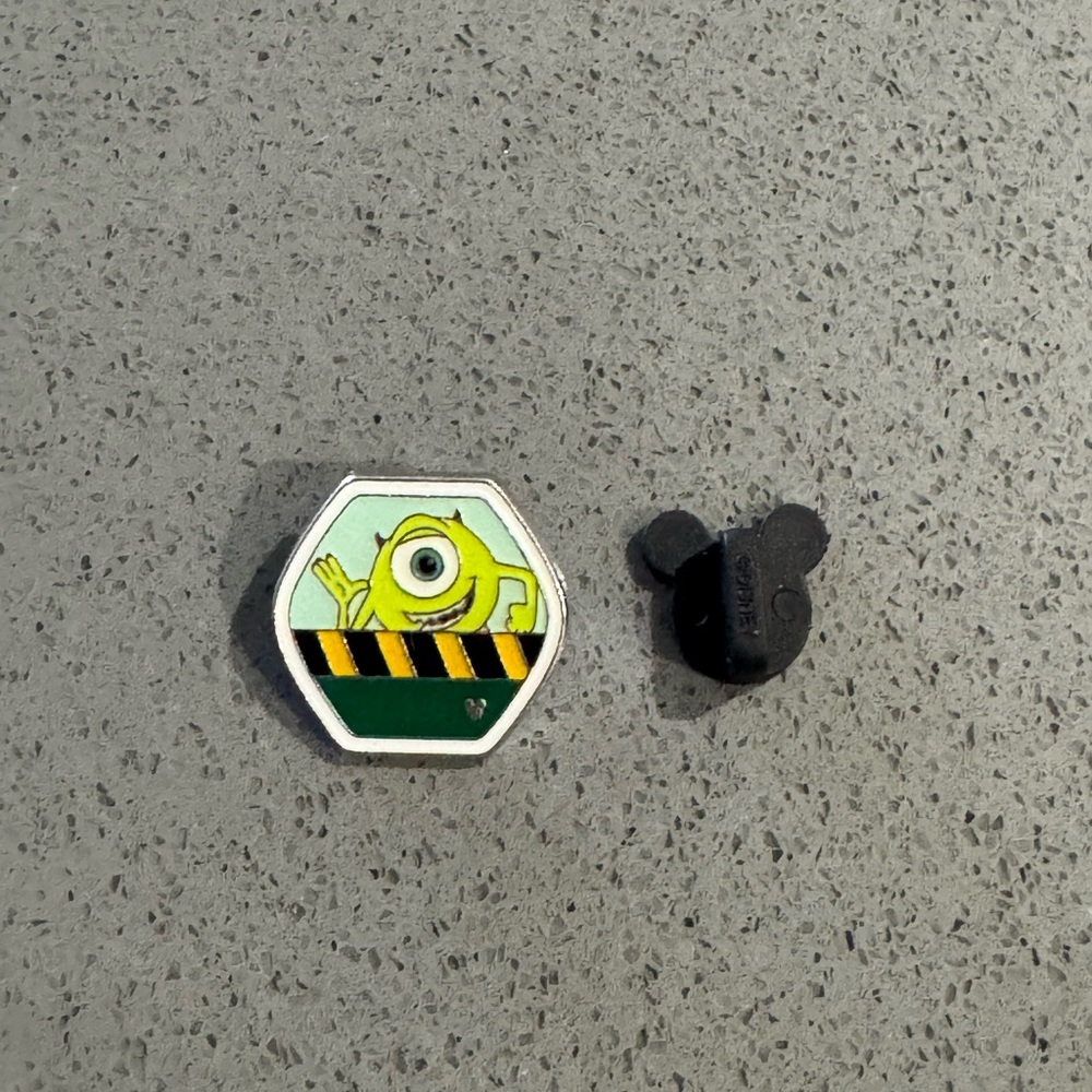 ✨ Rare Disney Hidden Mickey Pin — Mike Wazowski Ferris Wheel (2010) Official